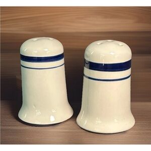 30% OFF! Restaurant Ware Blue Banded Salt & Pepper Shakers Blue Japan VTG